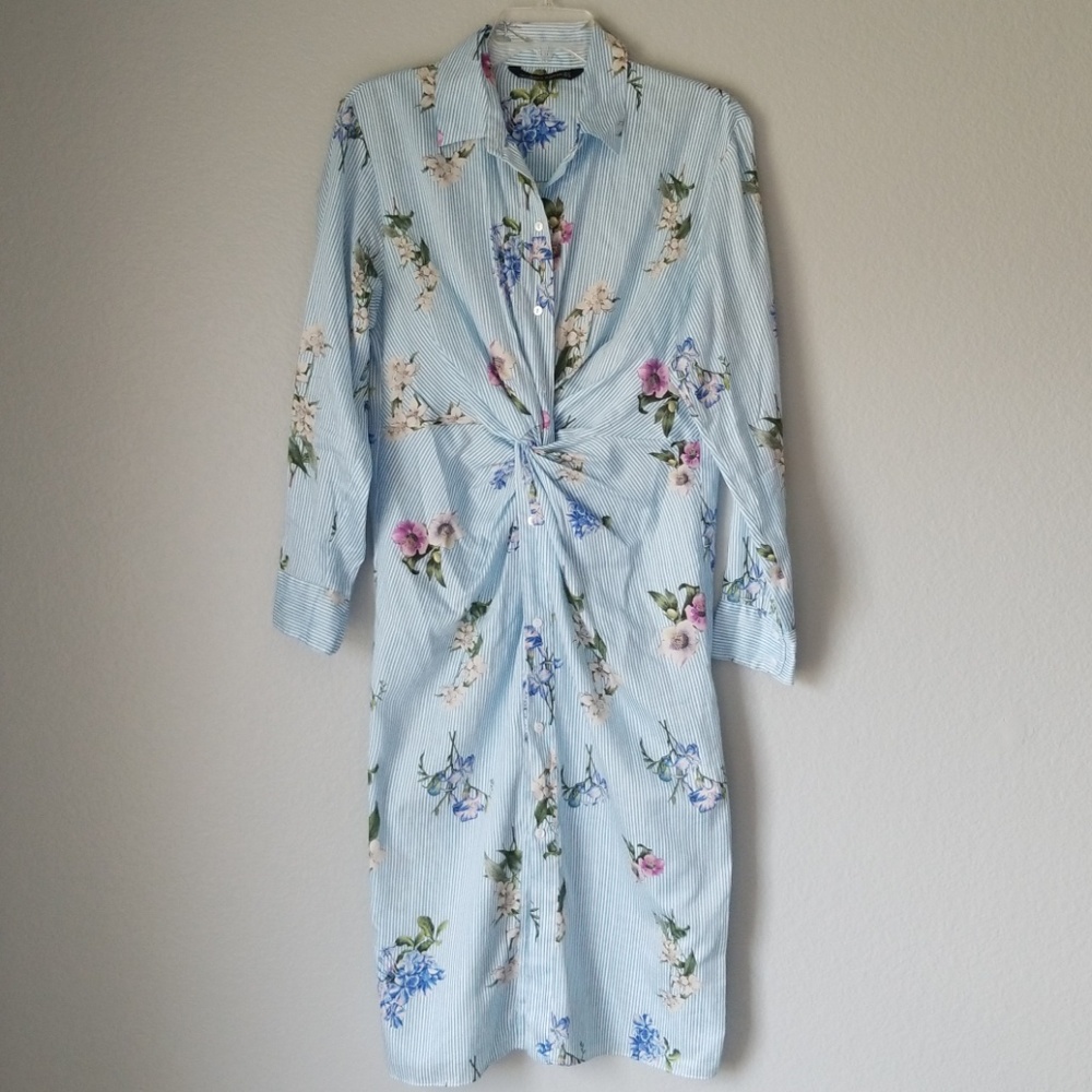 Zara Woman Longsleeve Floral V Neck Midi Dress